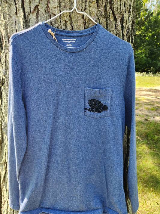 hand printed mussel pocket shirt - upcycled thrifted tee - medium
