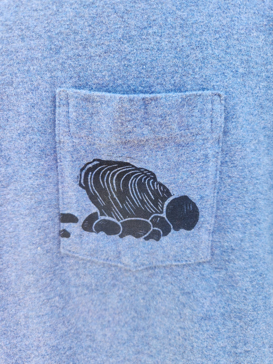 hand printed mussel pocket shirt - upcycled thrifted tee - medium