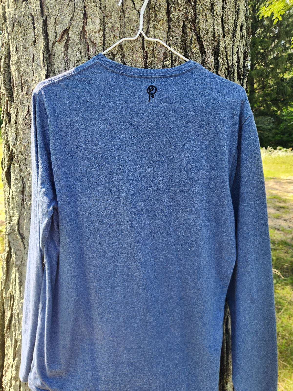 hand printed mussel pocket shirt - upcycled thrifted tee - medium