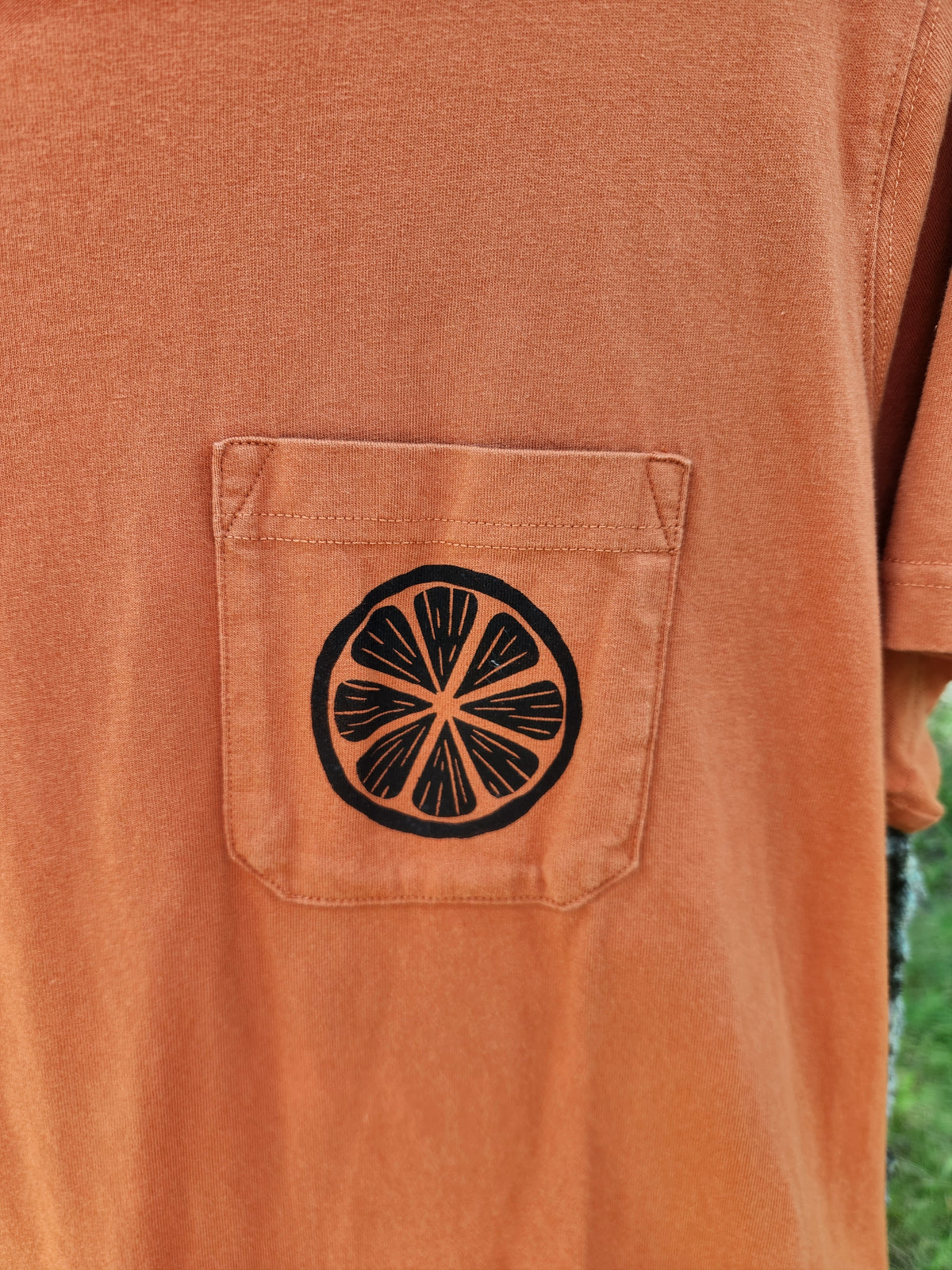 hand printed orange slice pocket shirt - upcycled thrifted tee - xxlarge
